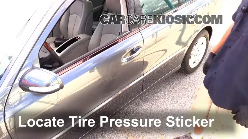 2005 Mercedes-Benz E320 CDI 3.2L 6 Cyl. Turbo Diesel Tires & Wheels Check Tire Pressure